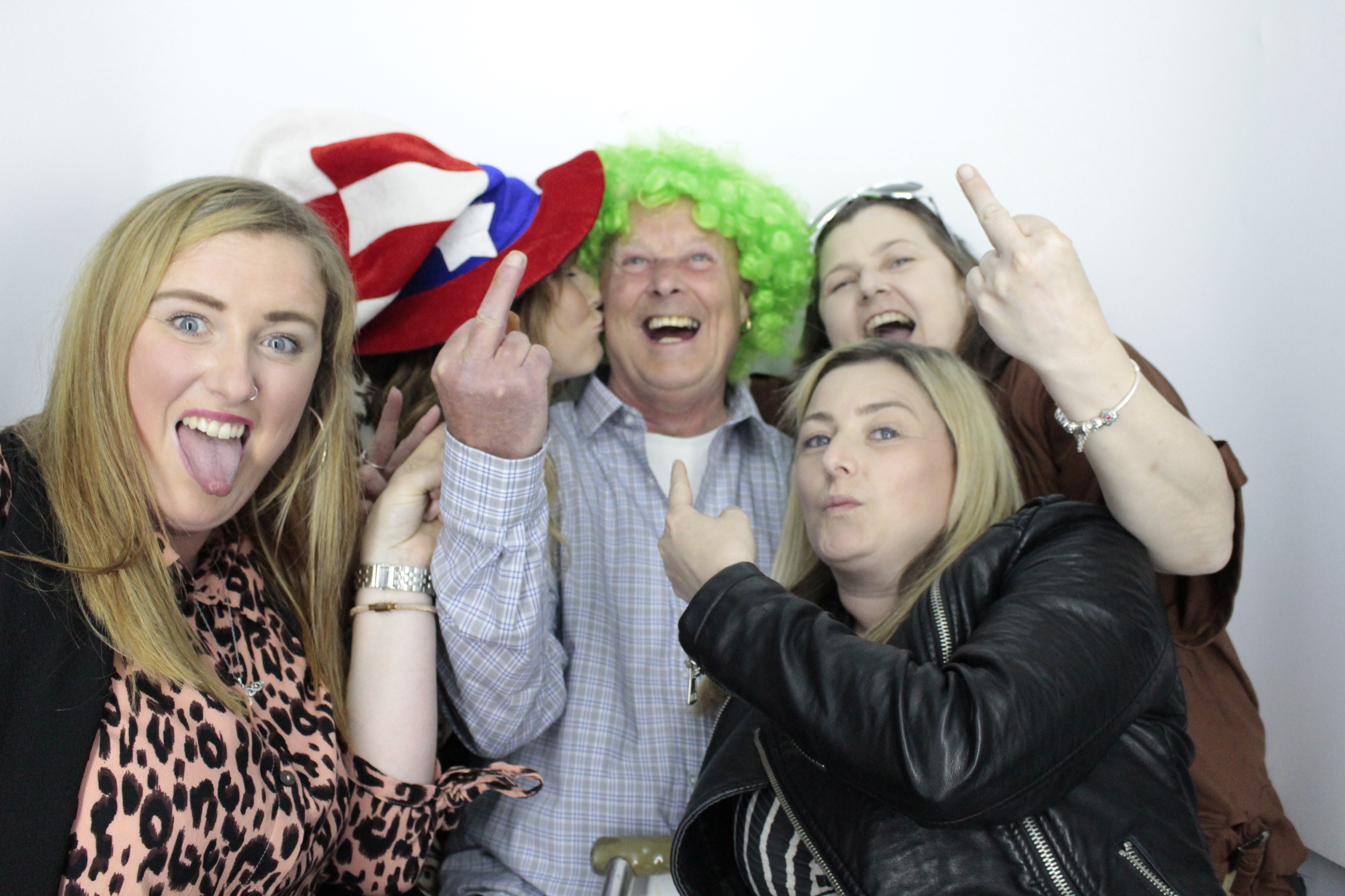 Mandy's 60th  Birthday Party | View more photos from the event at gallery.myphotoboothexperience.co.uk/u/MyPhotoBoothExperienceLtd/Mandys-60th-Birthday-Party